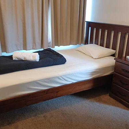 Homestay Family Room, Near The City Center Christchurch Zewnętrze zdjęcie